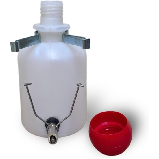 2 x 250 ml Automatic Bird Water Dispenser for Birds, Parrots, Budgies, Cockatiels, Parakeets and Other Small Cage Animals 2 x 250 ml Automatic Bird Water Dispenser for Birds, Parrots, Budgies, Cockatiels, Parakeets and Other Small Cage Animals