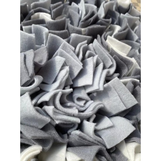 45 x 45 cm Non-Slip Washable Cat Snuffle Mat, Promotes the Nature of Foraging and Snuffle Mat, Dog Food Mat 45 x 45 cm Non-Slip Washable Cat Snuffle Mat, Promotes the Nature of Foraging and Snuffle Mat, Dog Food Mat