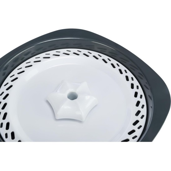 Trixie Flower Fountain White / Grey 2 L 18.5 x 13 x 18.5 cm Trixie Flower Fountain White / Grey 2 L 18.5 x 13 x 18.5 cm