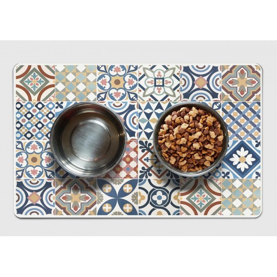 VINILIKO, Waterproof Pet Bowl Mat Mosaic Guimaraes 48 x 75 cm VINILIKO, Waterproof Pet Bowl Mat Mosaic Guimaraes 48 x 75 cm
