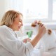 Jisrcha Katzenbürste, 2 Stück Fellwunder Bürste Hund, Selbstreinigende Unterfellbürste Katze, Katzenkamm mit Auslöseknopf, Katzen Kamm für Langhaar und Kurzhaarkatzen Jisrcha Katzenbürste, 2 Stück Fellwunder Bürste Hund, Selbstreinigende Unterfellbürste Katze, Katzenkamm mit Auslöseknopf, Katzen Kamm für Langhaar und Kurzhaarkatzen