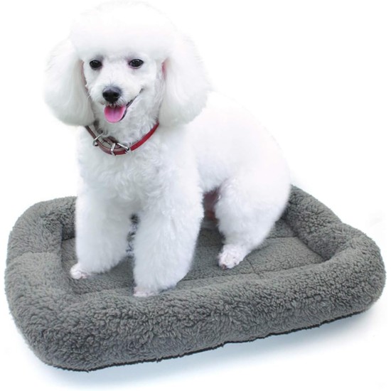 Enjoying Pet Bed 41 x 56 cm Cat Bed for Sleeping Puppies, Non-Slip Base, Square Cushion Enjoying Pet Bed 41 x 56 cm Cat Bed for Sleeping Puppies, Non-Slip Base, Square Cushion