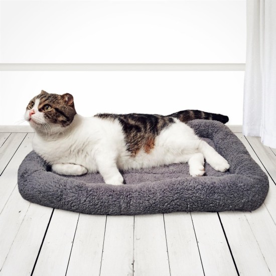 Enjoying Pet Bed 41 x 56 cm Cat Bed for Sleeping Puppies, Non-Slip Base, Square Cushion Enjoying Pet Bed 41 x 56 cm Cat Bed for Sleeping Puppies, Non-Slip Base, Square Cushion