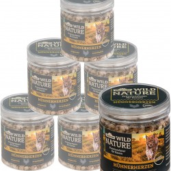 Dehner Wild Nature Premium Gluten Free / Sugar Free Cat Snack, Freeze Dried, Chicken Hearts, 6 x 20 g (120 g) Dehner Wild Nature Premium Gluten Free / Sugar Free Cat Snack, Freeze Dried, Chicken Hearts, 6 x 20 g (120 g)