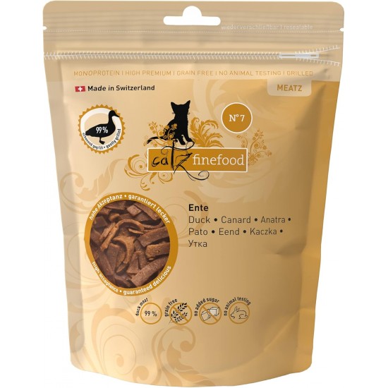 catz finefood Meatz Cat Treats Essential Mix – Crispy Strips from the Most Popular Meat – Cat Snack for Allergy Sufferers without Sugar, Grain-Free (1 x 45 g) catz finefood Meatz Cat Treats Essential Mix – Crispy Strips from the Most Popular Meat – Cat Snack for Allergy Sufferers without Sugar, Grain-Free (1 x 45 g)