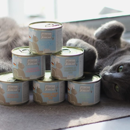 MjAMjAM - Premium Wet Food for Cats - Trial Pack I on Sauce, Pack of 6 (6 x 185 g), Grain-Free with Extra Meat MjAMjAM - Premium Wet Food for Cats - Trial Pack I on Sauce, Pack of 6 (6 x 185 g), Grain-Free with Extra Meat