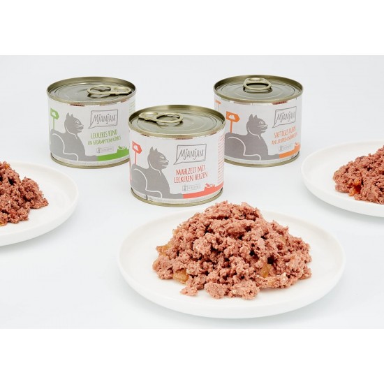 MjAMjAM - Premium wet food for cats - Mix package 1 - Chicken, beef, hearts, 6-pack (6 x 400 g), grain-free with extra meat MjAMjAM - Premium wet food for cats - Mix package 1 - Chicken, beef, hearts, 6-pack (6 x 400 g), grain-free with extra meat