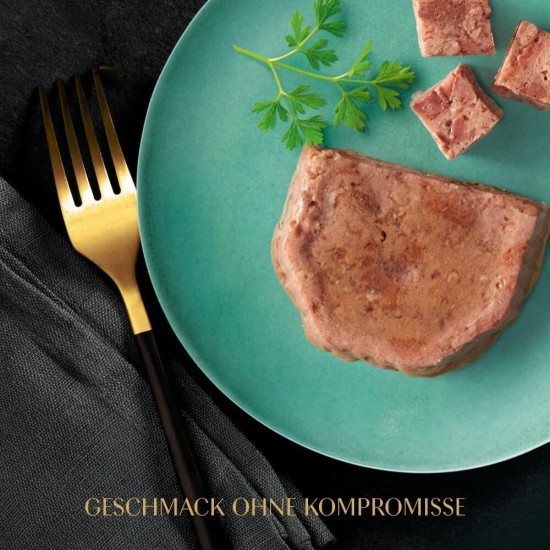 Sheba Classics Cat Food Pate with Fine Chunks for Every Day Sheba Classics Cat Food Pate with Fine Chunks for Every Day
