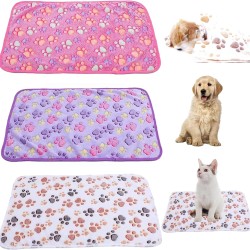 Cat Blanket for Cats, Pack of 3, 40 x 60 cm, Small Blanket for Sofa and Travel, Soft Cuddly Blanket for Autumn and Winter, Soft and Fluffy, Easy to Store, for Sofas, Beds, Transport Box Cat Blanket for Cats, Pack of 3, 40 x 60 cm, Small Blanket for Sofa and Travel, Soft Cuddly Blanket for Autumn and Winter, Soft and Fluffy, Easy to Store, for Sofas, Beds, Transport Box