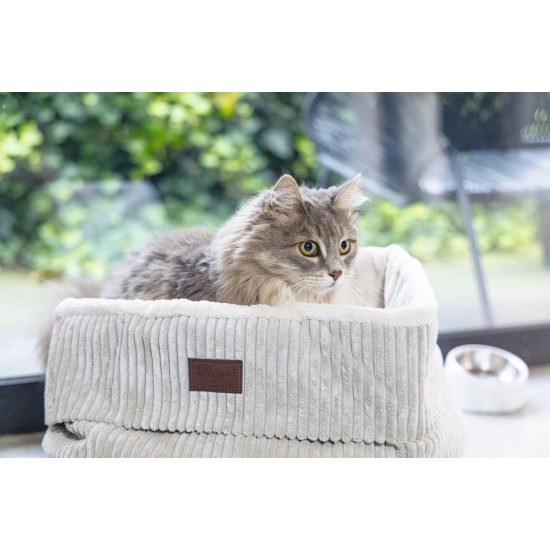 Designed by Lotte Ribbed Cat Bed 50 x 50 x 35 cm Light Grey Designed by Lotte Ribbed Cat Bed 50 x 50 x 35 cm Light Grey