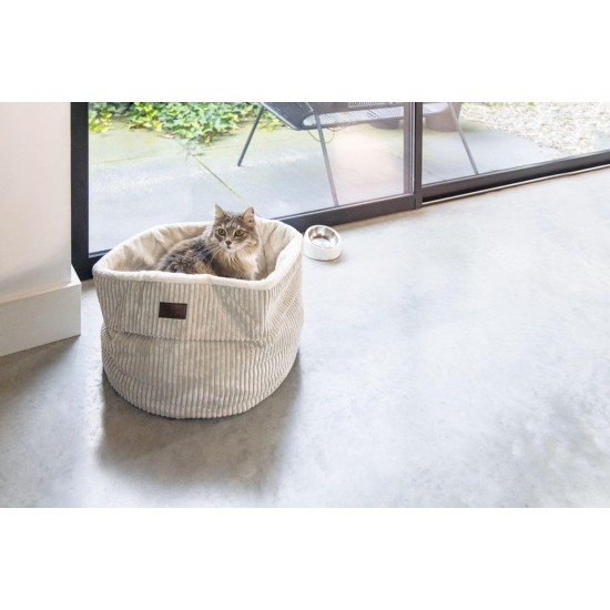 Designed by Lotte Ribbed Cat Bed 50 x 50 x 35 cm Light Grey Designed by Lotte Ribbed Cat Bed 50 x 50 x 35 cm Light Grey