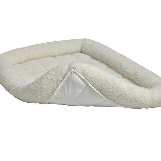 MidWest Homes for Pets 46cm Long Fleece Pet Bed with Comfort Pad Fits 18" Long Dog Crate Easy Care Machine Washable Tumble Dry 40218 White MidWest Homes for Pets 46cm Long Fleece Pet Bed with Comfort Pad Fits 18" Long Dog Crate Easy Care Machine Washable Tumble Dry 40218 White