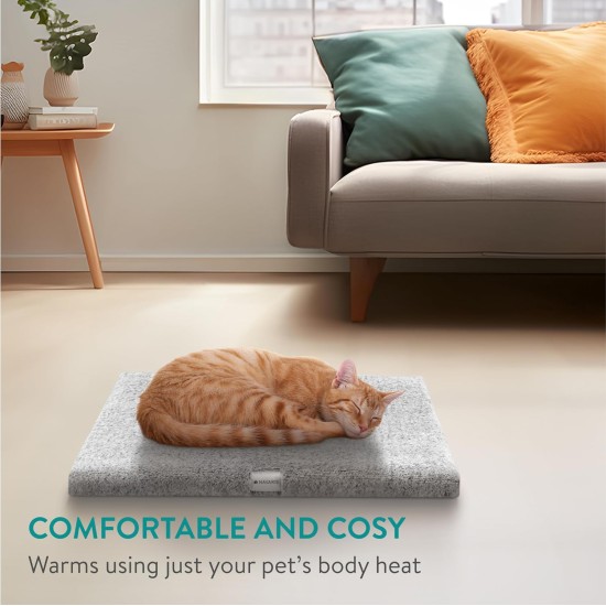 Navaris Self-Heating Blanket for Cats and Dogs - 60 x 45 x 4 cm Heat Mat Heat Blanket Fluffy Soft - Thermal Blanket with Zip and Removable Cover - White Navaris Self-Heating Blanket for Cats and Dogs - 60 x 45 x 4 cm Heat Mat Heat Blanket Fluffy Soft - Thermal Blanket with Zip and Removable Cover - White