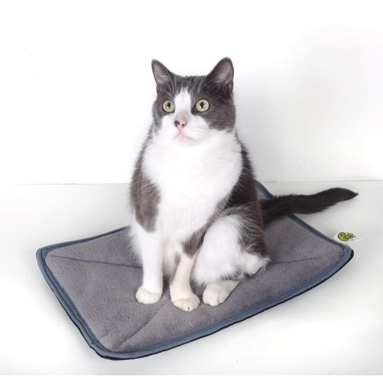 Pet Magasin Extra 90% Thermal Cat Bed - Self Heating Mat with Heat Insulation Layers for Cats, Dogs, Puppies and Other Small Pets - 2-Piece Pet Magasin Extra 90% Thermal Cat Bed - Self Heating Mat with Heat Insulation Layers for Cats, Dogs, Puppies and Other Small Pets - 2-Piece