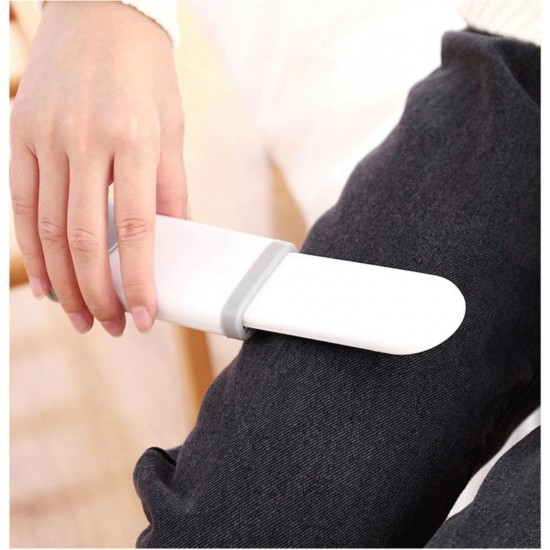 Pet Brush for Dog Hair and Cat Hair, Reusable, Clothes Brush, Dust Brush, Bed, Removable Sticky Test, Double-Sided Electrostatic Brush, Coat, Pet Brush (Grey) Pet Brush for Dog Hair and Cat Hair, Reusable, Clothes Brush, Dust Brush, Bed, Removable Sticky Test, Double-Sided Electrostatic Brush, Coat, Pet Brush (Grey)
