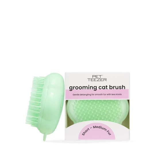 Tangle Teezer Pet Teezer Cat Brush - For Cats with Short to Medium Fur - Grooming Brush for Cats with Two Stage Bristles that Gives Shine and Smoothness - Green Tangle Teezer Pet Teezer Cat Brush - For Cats with Short to Medium Fur - Grooming Brush for Cats with Two Stage Bristles that Gives Shine and Smoothness - Green