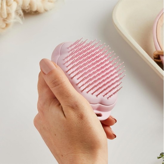 Tangle Teezer Pet Teezer Cat Brush - For Cats with Short to Medium Fur - Grooming Brush for Cats with Two Stage Bristles that Gives Shine and Smoothness - Green Tangle Teezer Pet Teezer Cat Brush - For Cats with Short to Medium Fur - Grooming Brush for Cats with Two Stage Bristles that Gives Shine and Smoothness - Green