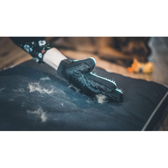 Vetocanis Grooming Glove for Dogs and Cats, 4-in-1 Action Brushing, Massage, Bathing and Hair Removal, Dog and Cat Gloves Grooming Gloves, Silicone Washing Mitt for All Fur Types Vetocanis Grooming Glove for Dogs and Cats, 4-in-1 Action Brushing, Massage, Bathing and Hair Removal, Dog and Cat Gloves Grooming Gloves, Silicone Washing Mitt for All Fur Types