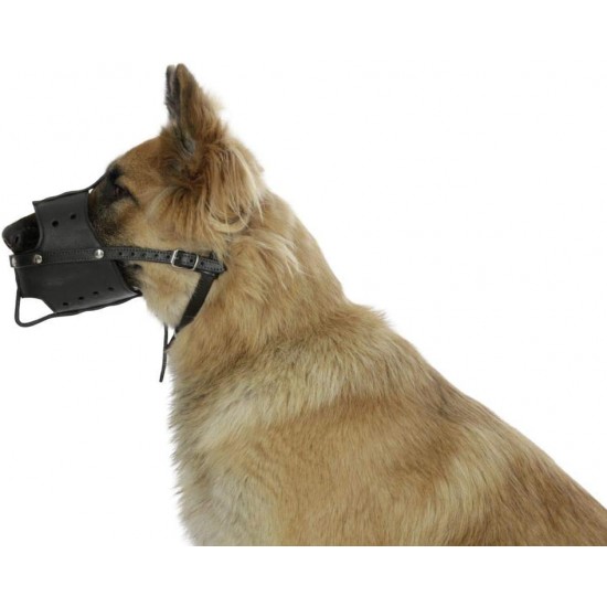 Kerbl Pet Leather Muzzle L, Black, U 30 cm, Basket Depth 8.5 cm Kerbl Pet Leather Muzzle L, Black, U 30 cm, Basket Depth 8.5 cm