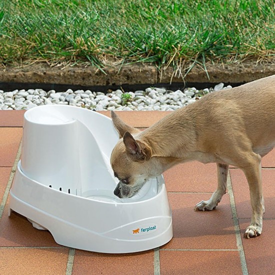 Ferplast 71300011 Cat and dog drinking fountain VEGA, contents: 2 liters, dimensions: 23 x 29.5 x 16 cm Ferplast 71300011 Cat and dog drinking fountain VEGA, contents: 2 liters, dimensions: 23 x 29.5 x 16 cm