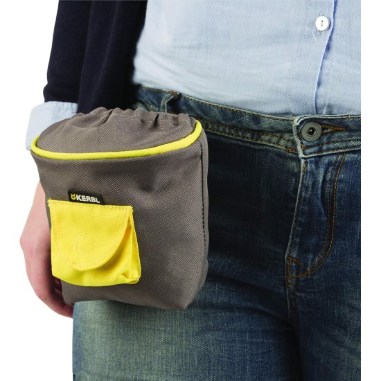 Kerbl Pro Feeding Bag, 14 x 11 x 14 cm, Grey/Yellow Kerbl Pro Feeding Bag, 14 x 11 x 14 cm, Grey/Yellow