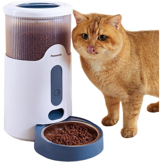 Panasonic CP-JNF01CW Smart Pet Feeder, Automatic Feeder, Cats & Small, Medium Dogs, 2.8 Litres, App Control, Level Monitoring, WiFi, Dishwasher Safe Bowl, Dual Stream, White