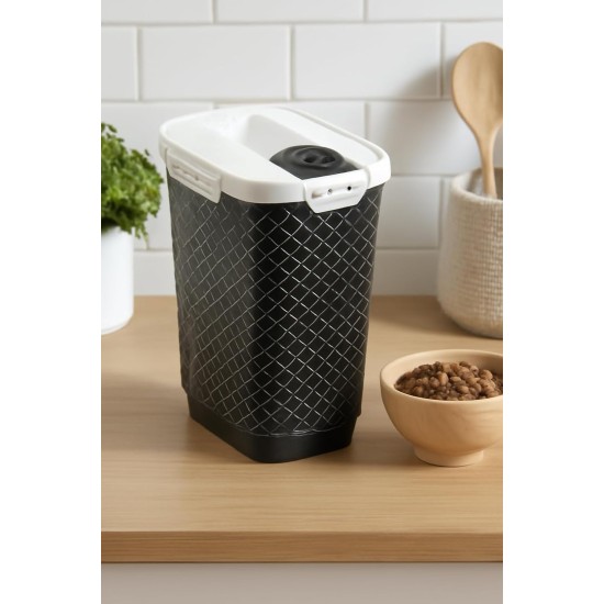 Rotho Flo Pet Food Container 4.1 L with Lid, Food-Grade Plastic (PP) BPA-Free, Black, 4.1 L (19.5 x 13.6 x 27.0 cm) Rotho Flo Pet Food Container 4.1 L with Lid, Food-Grade Plastic (PP) BPA-Free, Black, 4.1 L (19.5 x 13.6 x 27.0 cm)