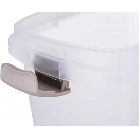 Trixie airtight containers for dry food and chews, keeps food fresh and protects against pests and moisture Trixie airtight containers for dry food and chews, keeps food fresh and protects against pests and moisture