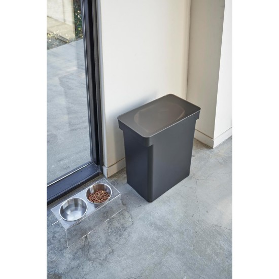 YAMAZAKI 5618 TOWER Pet Food Container (12 kg), Black, Polypropylene/ABS Resin/POM Resin/Silicone, Minimalist 41 x 24 x 42.5 cm YAMAZAKI 5618 TOWER Pet Food Container (12 kg), Black, Polypropylene/ABS Resin/POM Resin/Silicone, Minimalist 41 x 24 x 42.5 cm