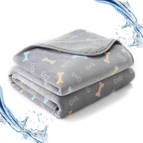 ALLISANDRO Waterproof Blanket for Couch, Chairs, Car or Bed, Machine Washable, 3 Layers, Waterproof Furniture Protector with Cute Bone Print for Dogs and Cats, 100 x 140 cm ALLISANDRO Waterproof Blanket for Couch, Chairs, Car or Bed, Machine Washable, 3 Layers, Waterproof Furniture Protector with Cute Bone Print for Dogs and Cats, 100 x 140 cm