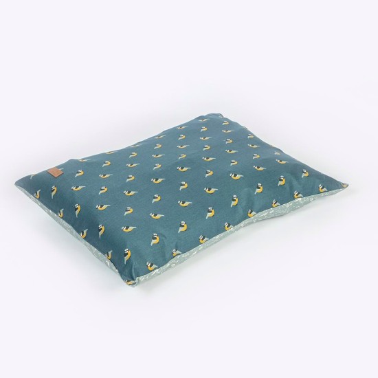 FATFACE Flying Birds Super Soft Sustainable Large Dog Blanket - Blue/Teal FATFACE Flying Birds Super Soft Sustainable Large Dog Blanket - Blue/Teal