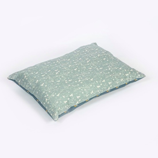 FATFACE Flying Birds Super Soft Sustainable Large Dog Blanket - Blue/Teal FATFACE Flying Birds Super Soft Sustainable Large Dog Blanket - Blue/Teal