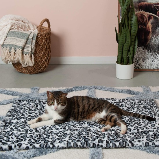 Furhaven XL Waterproof Calming Plush Long Faux Fur & Velvet Dog Blanket, Washable, Taupe, Extra Large Furhaven XL Waterproof Calming Plush Long Faux Fur & Velvet Dog Blanket, Washable, Taupe, Extra Large