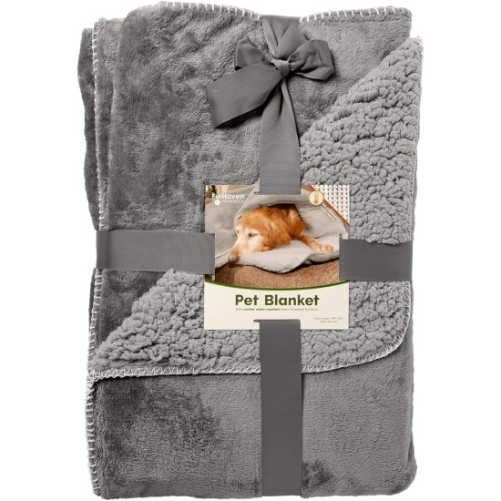 Furhaven XL Waterproof Two-Tone Luxe Velvet Dog Blanket, Washable, Celadon Green, Extra Large Furhaven XL Waterproof Two-Tone Luxe Velvet Dog Blanket, Washable, Celadon Green, Extra Large