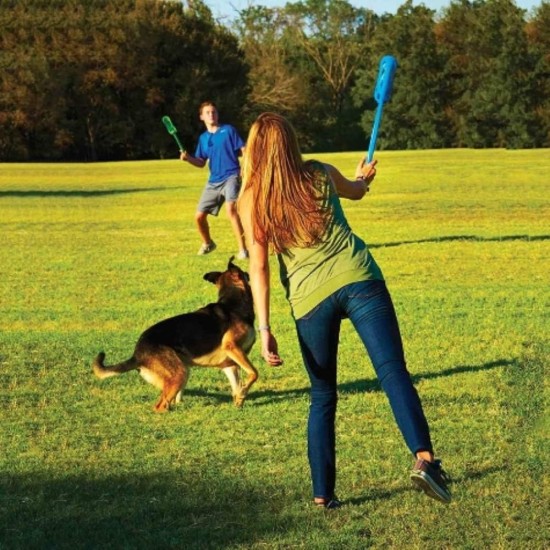 Chuckit! - Classic 26M ball launcher - Ball launcher for dogs - Ergonomic rubber handle - Soft, durable plastic launcher - Compatible with medium ball - Length 66 cm Chuckit! - Classic 26M ball launcher - Ball launcher for dogs - Ergonomic rubber handle - Soft, durable plastic launcher - Compatible with medium ball - Length 66 cm