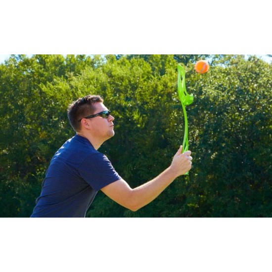 Chuckit! - Classic 26M ball launcher - Ball launcher for dogs - Ergonomic rubber handle - Soft, durable plastic launcher - Compatible with medium ball - Length 66 cm Chuckit! - Classic 26M ball launcher - Ball launcher for dogs - Ergonomic rubber handle - Soft, durable plastic launcher - Compatible with medium ball - Length 66 cm