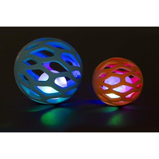 Karlie Mesh Ball with TPR LED Light Ball Diameter 11.5 cm Blue Karlie Mesh Ball with TPR LED Light Ball Diameter 11.5 cm Blue
