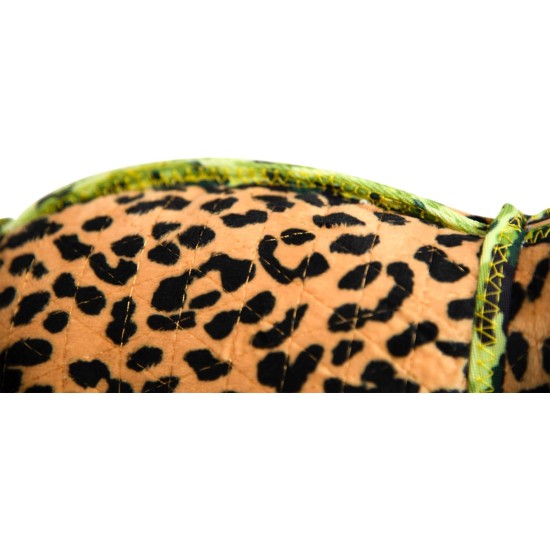Outward Hound Xtreme Seamz - Squeaky Plush Toy for Dogs - Reinforced Dense Filling - Zebra Outward Hound Xtreme Seamz - Squeaky Plush Toy for Dogs - Reinforced Dense Filling - Zebra