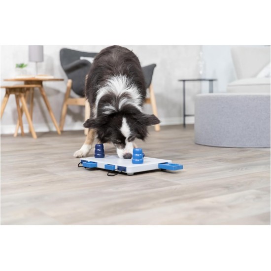 Trixie Dog Activity Strategy Game, assorted colours Trixie Dog Activity Strategy Game, assorted colours