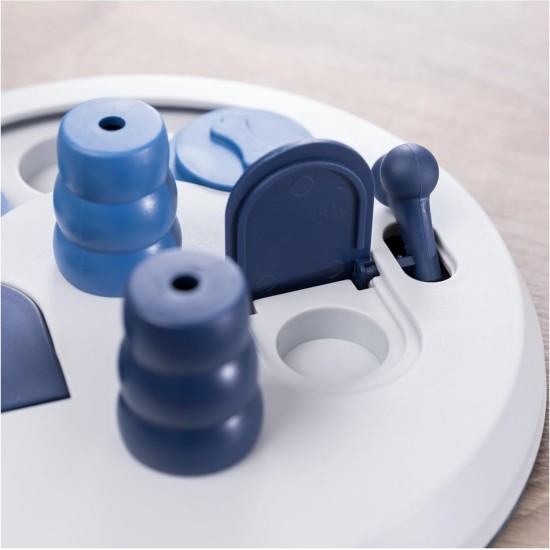 Trixie Dog Activity Strategy Game, assorted colours Trixie Dog Activity Strategy Game, assorted colours