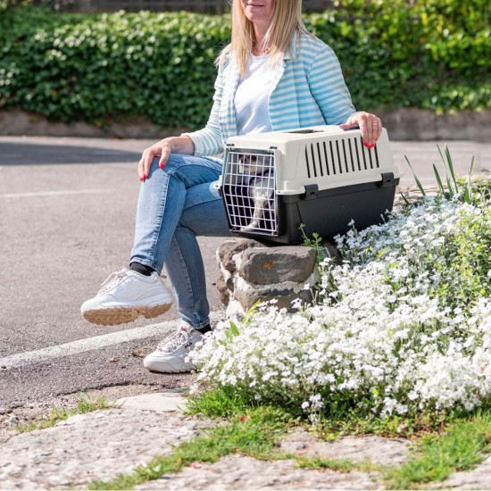 Ferplast Katzentransportbox, kleine mittelgroße Hundetransportbox, Hunde und Katzen bis 15 kg, plastifizierte Eisentür, Lüftungsschlitze, 40x60xH 38 cm, Hartschalen Transportbehälter ATLAS 30 EL, blau Ferplast Katzentransportbox, kleine mittelgroße Hundetransportbox, Hunde und Katzen bis 15 kg, plastifizierte Eisentür, Lüftungsschlitze, 40x60xH 38 cm, Hartschalen Transportbehälter ATLAS 30 EL, blau